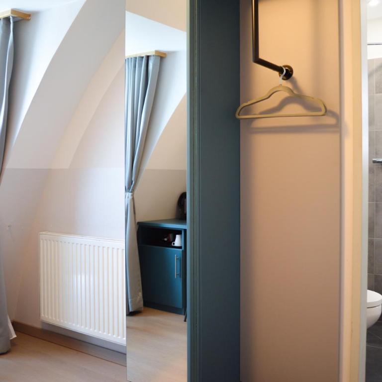 Pension Elisabeth - Rooms & Apartments - Einzelzimmer mit eigenem Bad - 6