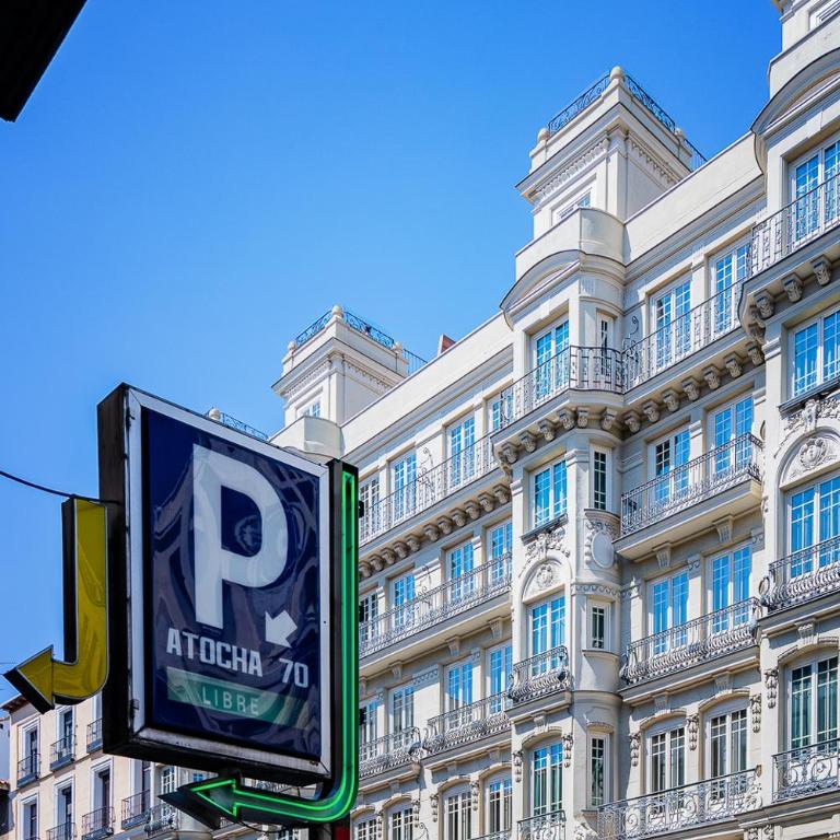 Exclusive quietness in the heart of Madrid with Public Parking, Breakfast, 2 bathrooms - Apartamento de 2 dormitorios - 4