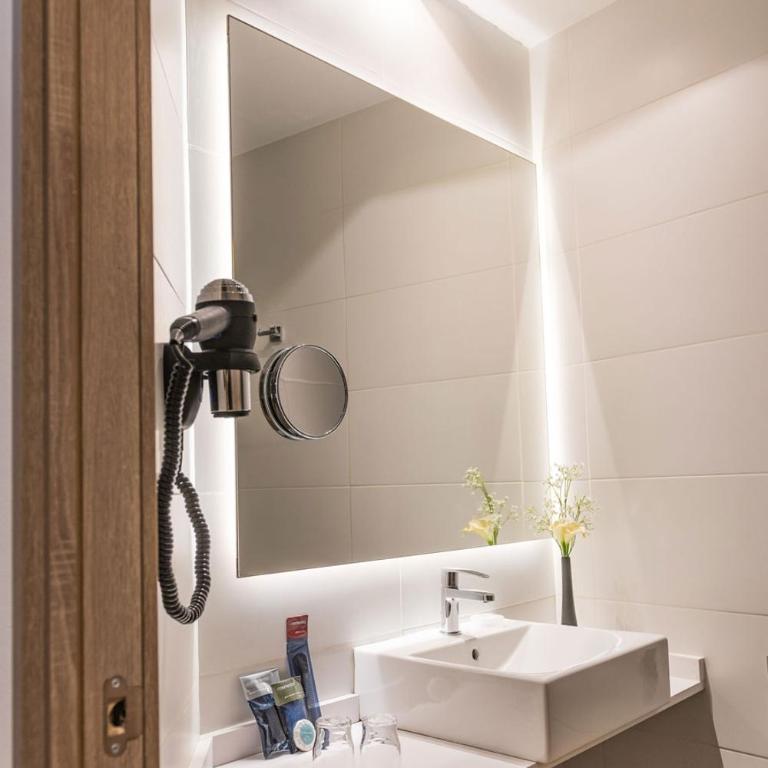 Hotel Paseo de Gracia - Superior Double Room - 2