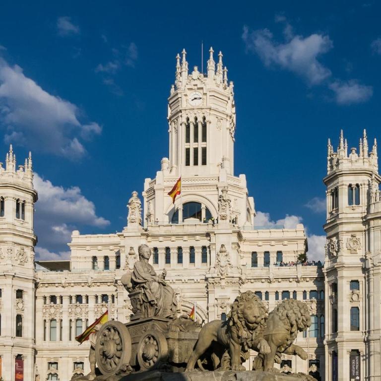 Exclusive quietness in the heart of Madrid with Public Parking, Breakfast, 2 bathrooms - Apartamento de 2 dormitorios - 28