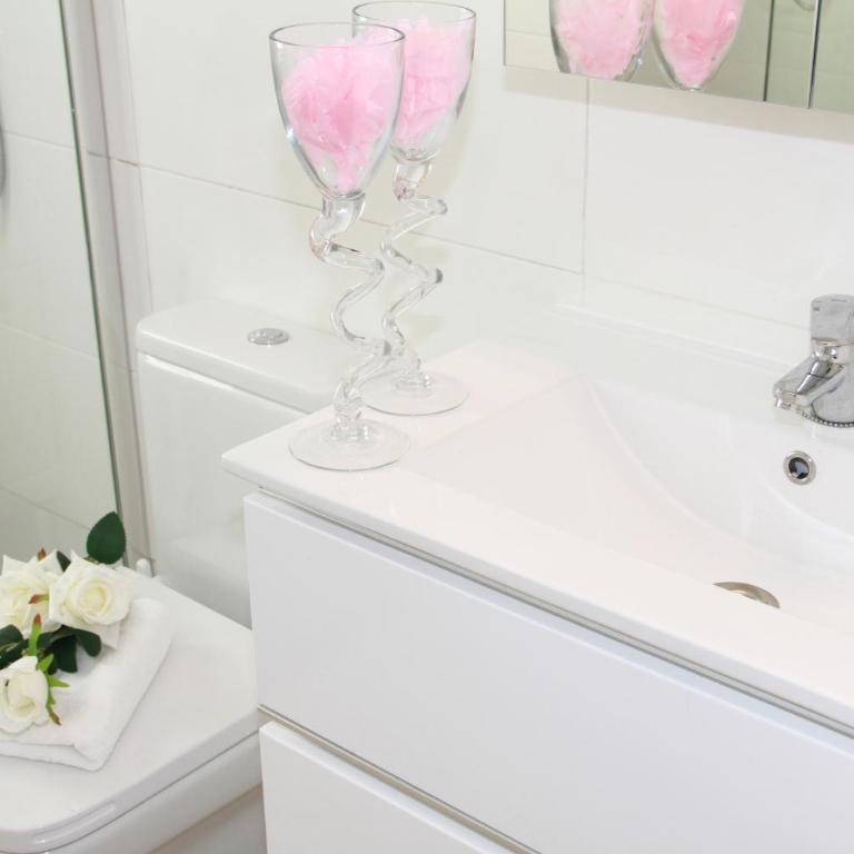Shiny Per Family Apartment - Two-Bedroom Apartment - 22
