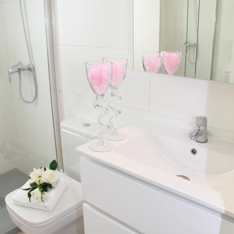 Shiny Per Family Apartment - Two-Bedroom Apartment - 23