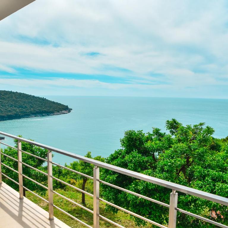 Apartments Blue Heaven - Apartment with Sea View - 12