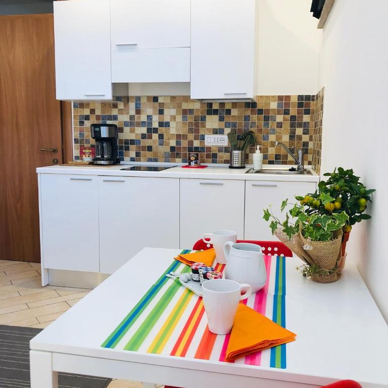 La Dolce Vita studio with free private parking - Monolocale - 5