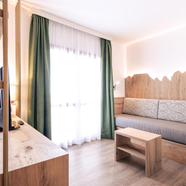 Hotel Montana - Deluxe Doppel-/Zweibettzimmer - 3