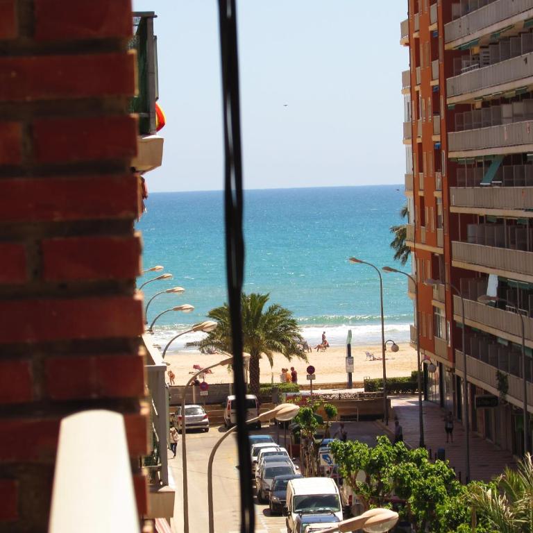 Cullera Beach by Zagal Apartments - Two-Bedroom Apartment - 1