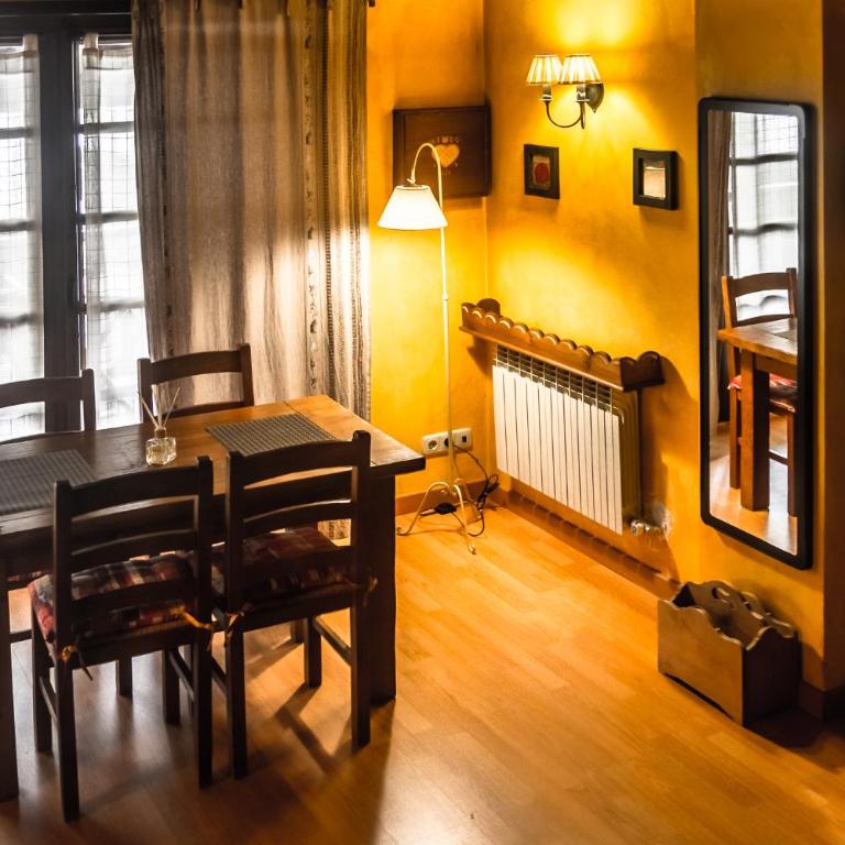 HUT1-05073, Acogedor Refugio en la Vall d'Incles - Apartamento de 1 dormitorio - 28
