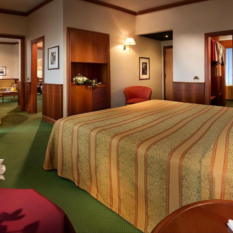 Hotel Cavour - Suite Classic - 4