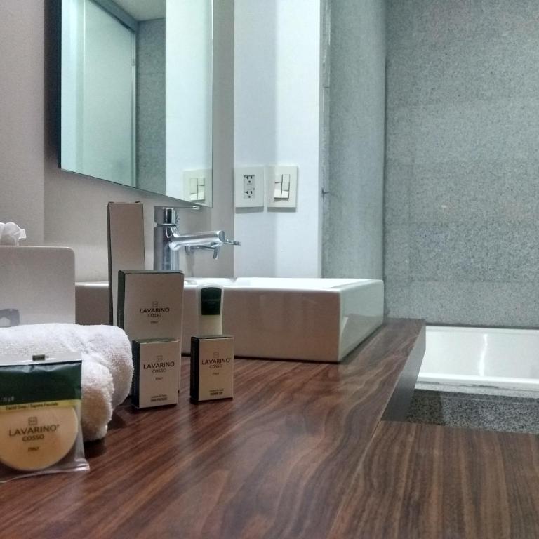 Casa Inn Premium Hotel Queretaro - Junior Suite - 1