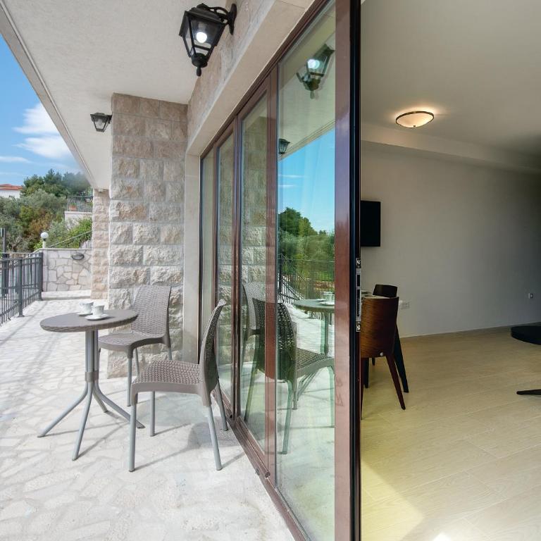 Adria Lux Apartments Sveti Stefan - Apartman sa Pogledom na Vrt - 15