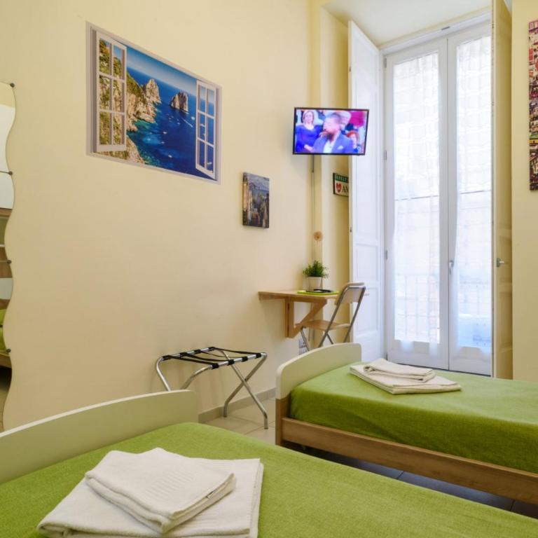 Sarracino Relais - Camera Matrimoniale con 2 Letti e Bagno Privato Esterno - 4