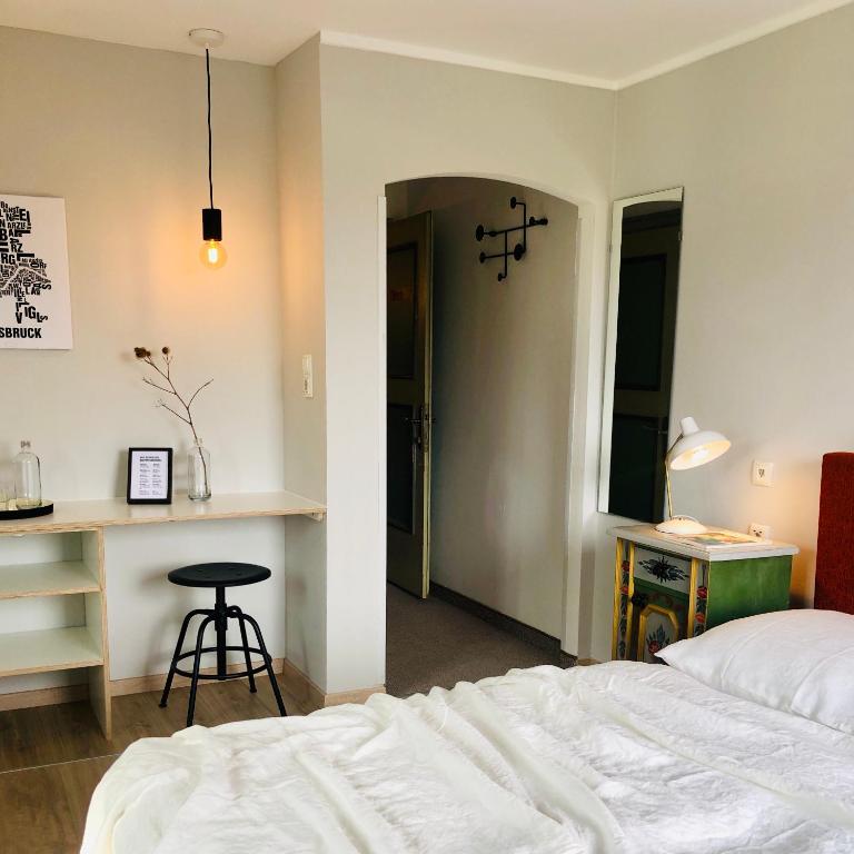 Hotel Sonnenhof - bed & breakfast & appartements - Einzelzimmer mit Balkon - 18