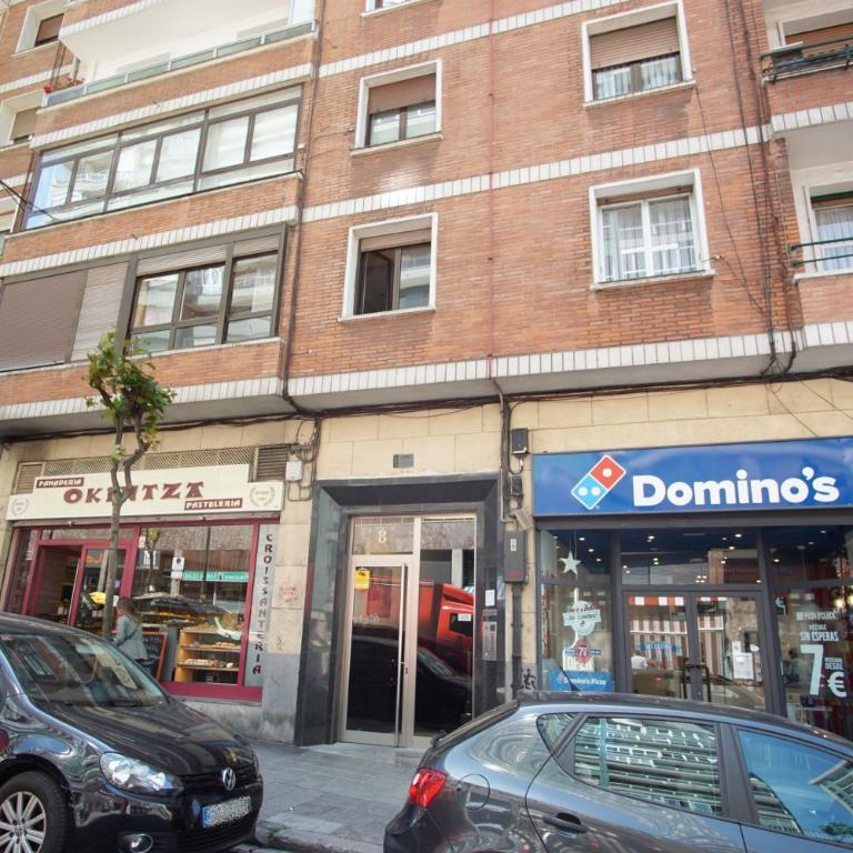 Coqueto junto a Casco Viejo - Two-Bedroom Apartment - 52