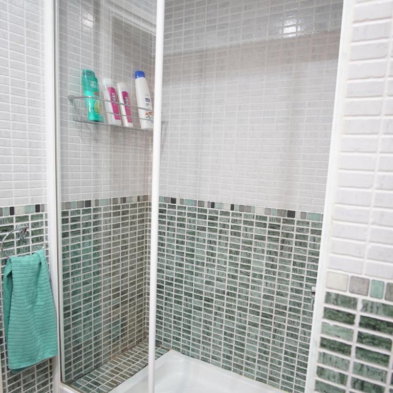Coqueto junto a Casco Viejo - Two-Bedroom Apartment - 31