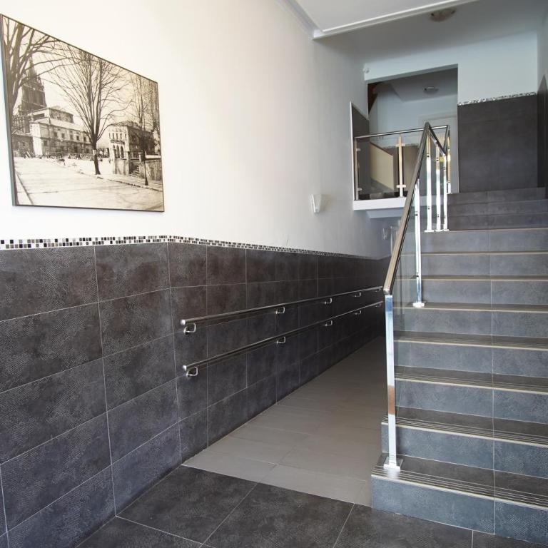 Coqueto junto a Casco Viejo - Two-Bedroom Apartment - 51