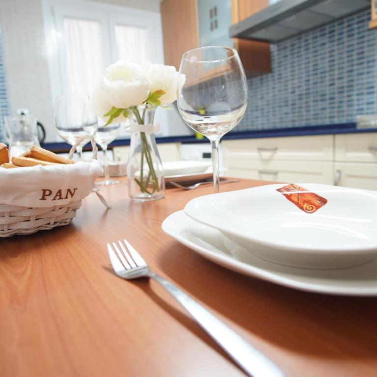 Coqueto junto a Casco Viejo - Two-Bedroom Apartment - 29
