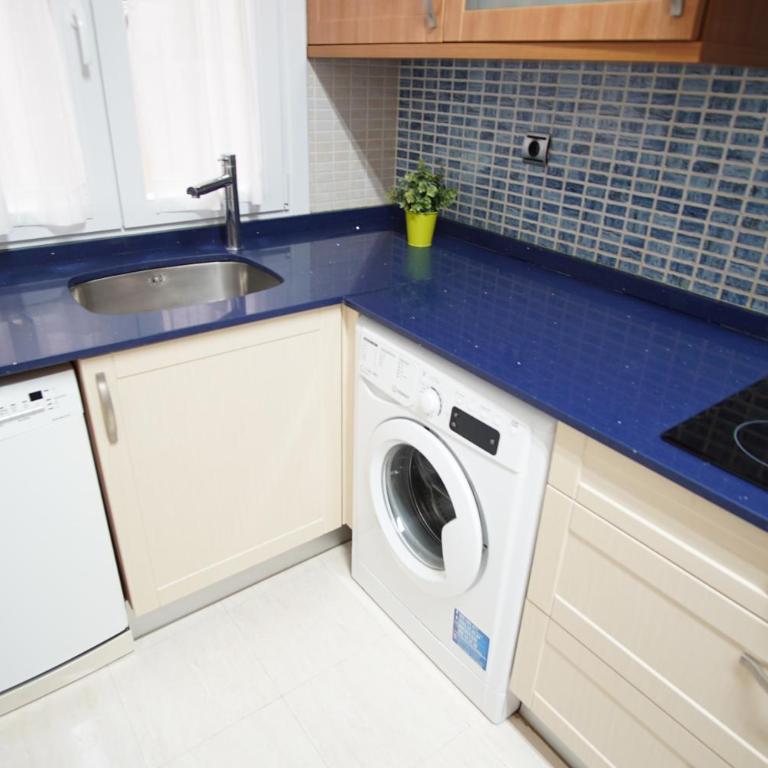 Coqueto junto a Casco Viejo - Two-Bedroom Apartment - 21