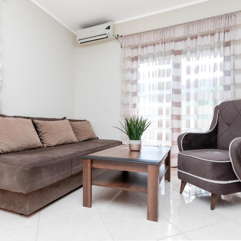 Apartments Donkovic - Two-Bedroom Apartment - 12