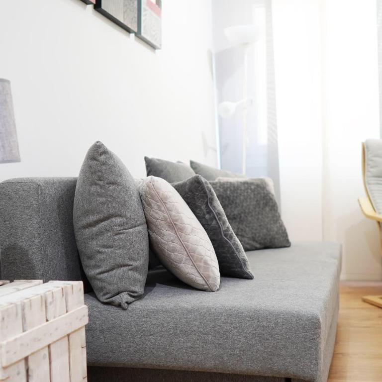 Coqueto junto a Casco Viejo - Two-Bedroom Apartment - 8