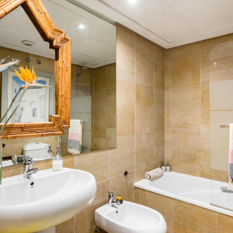 Chambao Suite Marbella - Apartment with Terrace - 65