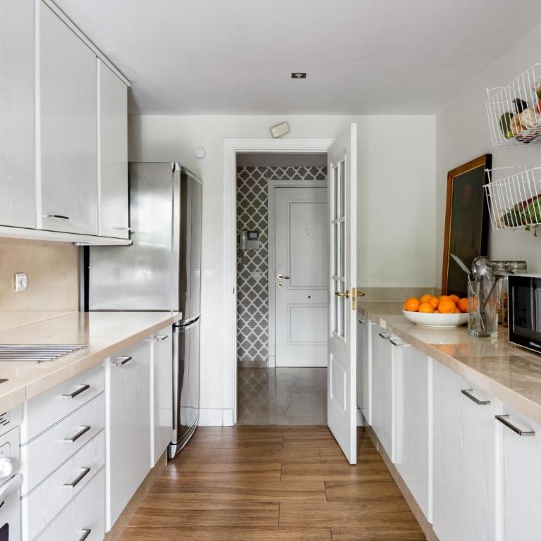 Chambao Suite Marbella - Apartment with Terrace - 56