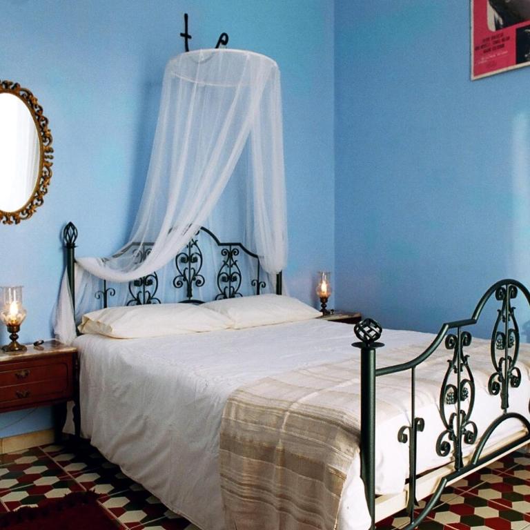 5 Balconi B&B - Double Room with Shared Bathroom - 5
