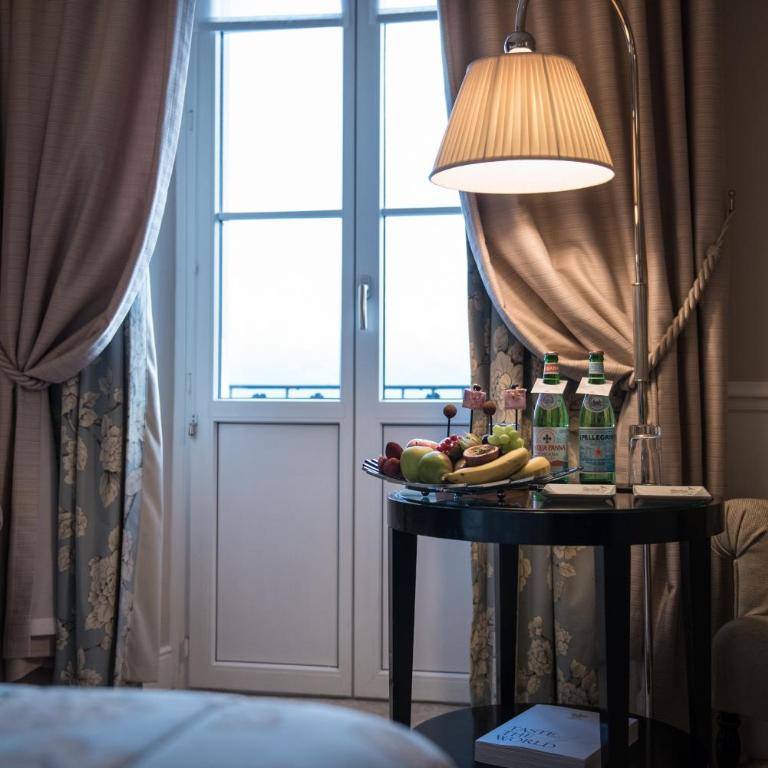 Grand Hotel du Lac - Relais & Châteaux - Chambre Deluxe - Vue sur Lac - 2