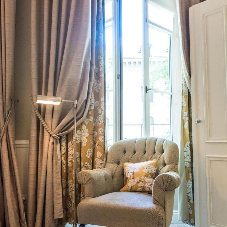 Grand Hotel du Lac - Relais & Châteaux - Chambre Deluxe - Vue sur Ville - 1