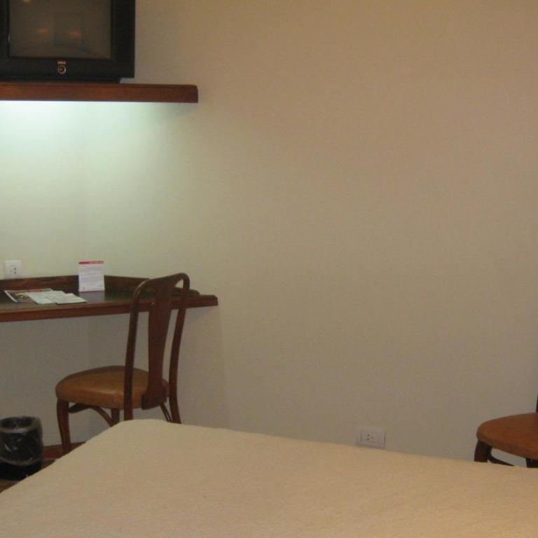 Hotel Muñiz - Habitación Doble - 1 o 2 camas - 9