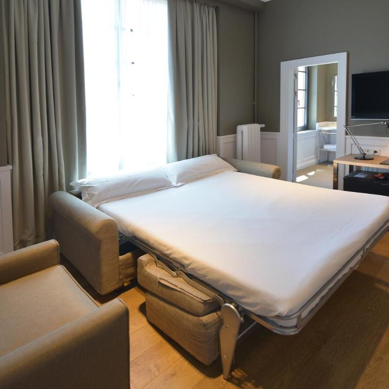 Hotel Granvia - Family Room - 6