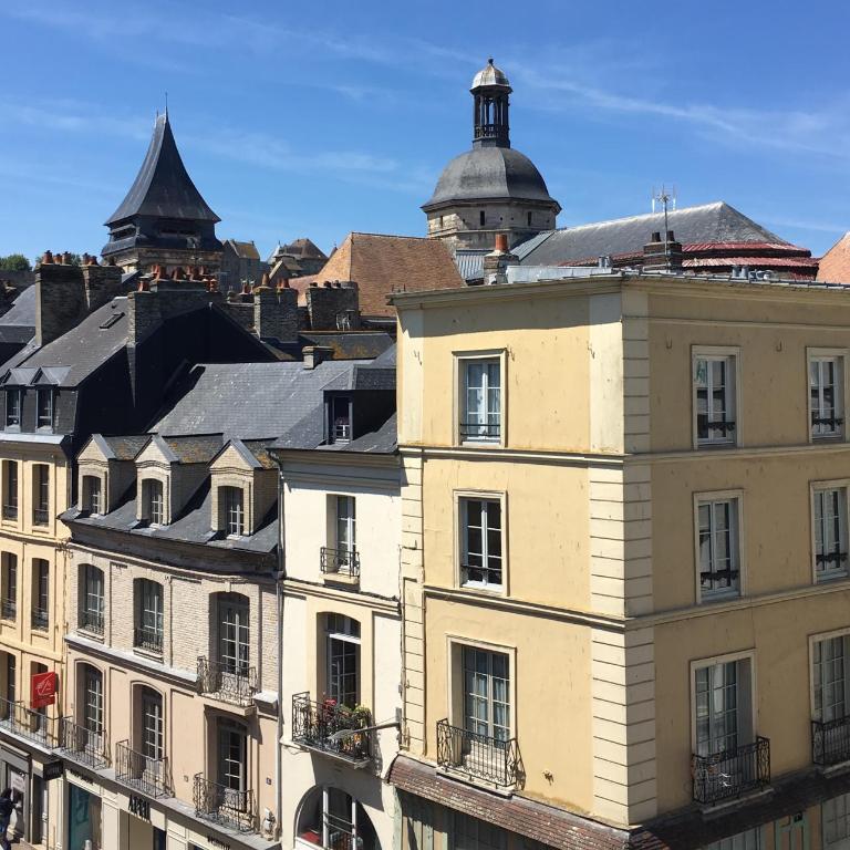 DUPLEX 52m2 hyper centre, petite TERRASSE exposée Sud - Appartement 1 Chambre - 29