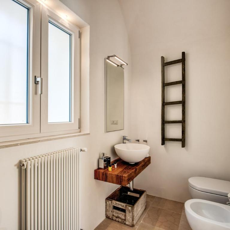Lamia del Riccio - Three-Bedroom Villa - 27