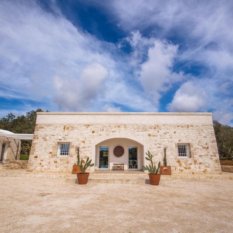 Lamia del Riccio - Three-Bedroom Villa - 4