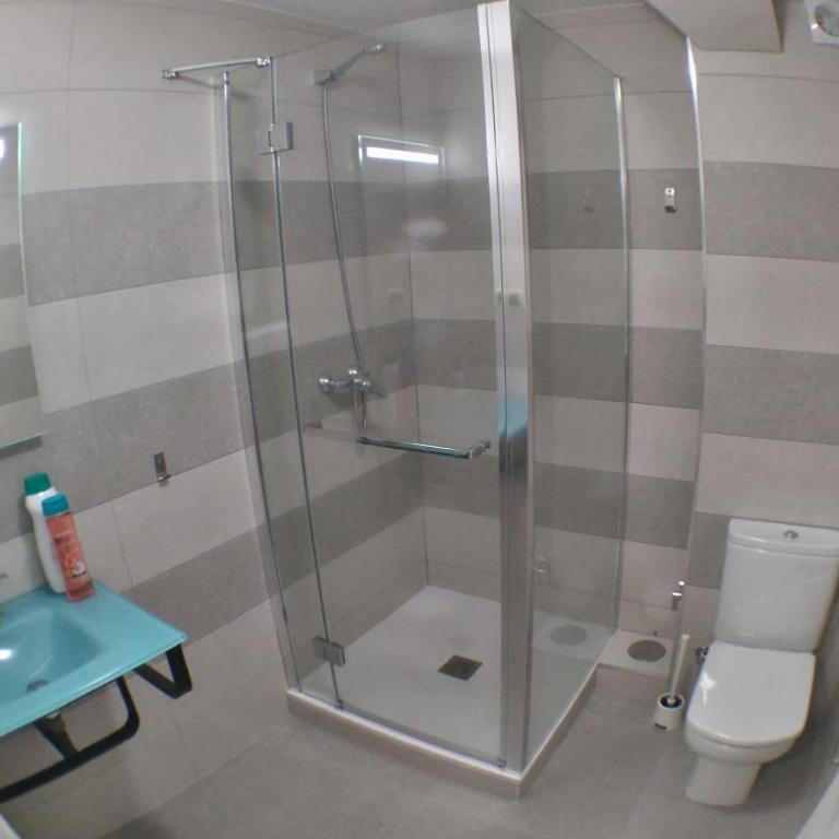 Mirador Madrid - Large Double Room - 10