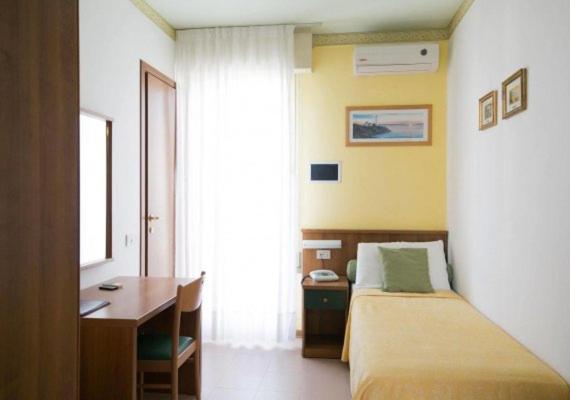 Hotel Righetto Fronte Mare - Camera Singola Economy - 1