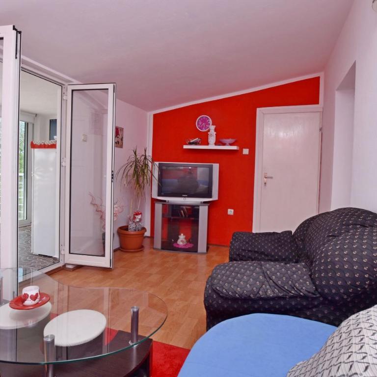 Apartments Siljak - One-Bedroom Apartment with Terrace - 11