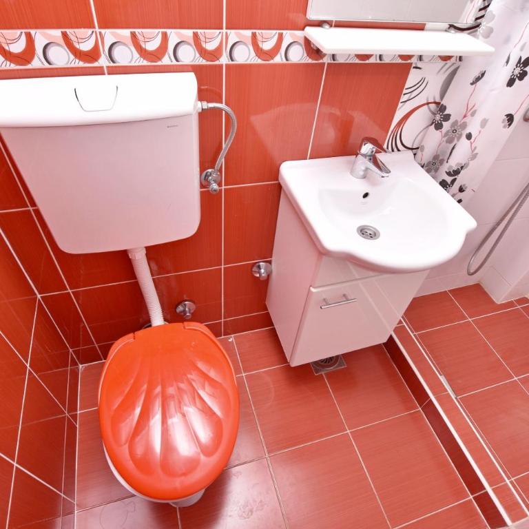Apartments Siljak - One-Bedroom Apartment with Terrace - 9