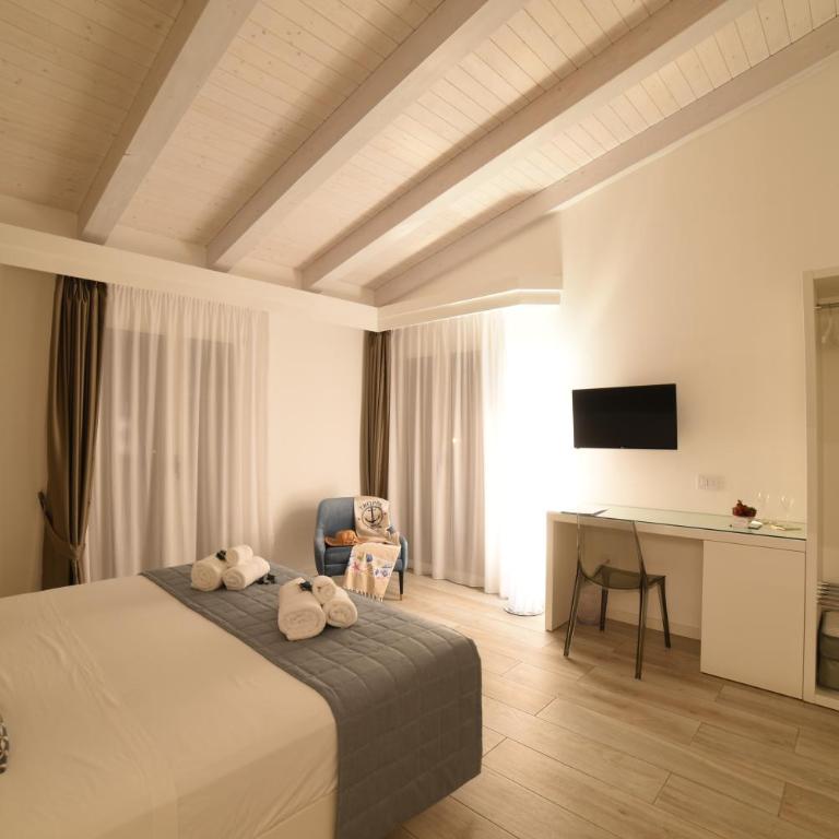 La Torre del Mulino - SUPERIOR Rooms - King Room with Sea View - 9