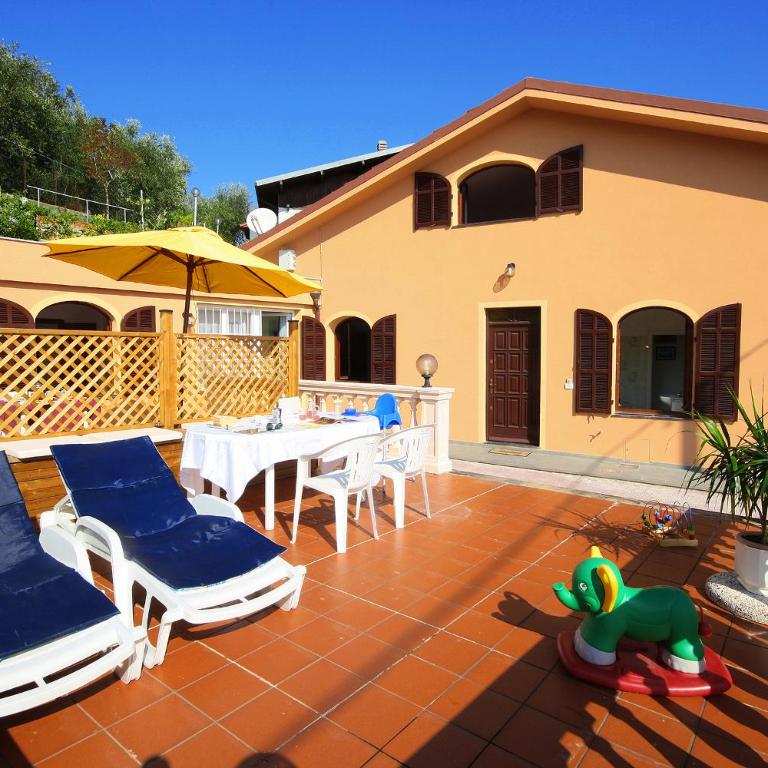 Appartamenti Villa Chiara - Appartamento con 2 Camere da Letto e Terrazza (6 Adulti) - Strada Comunale Poggi 121 - 9
