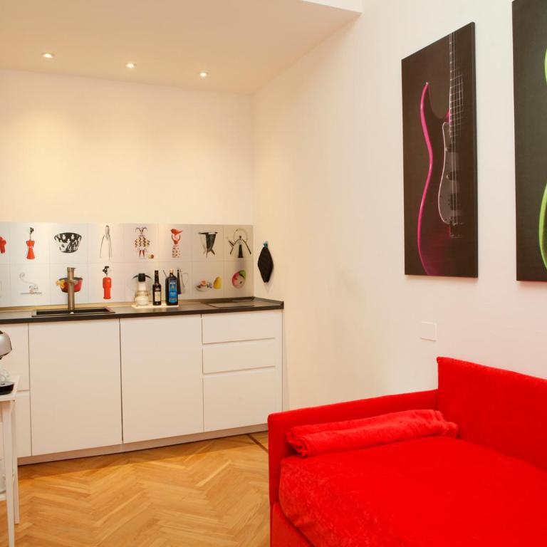 TRNAPT Torino Apartments PORTA SUSA - Studio - 2