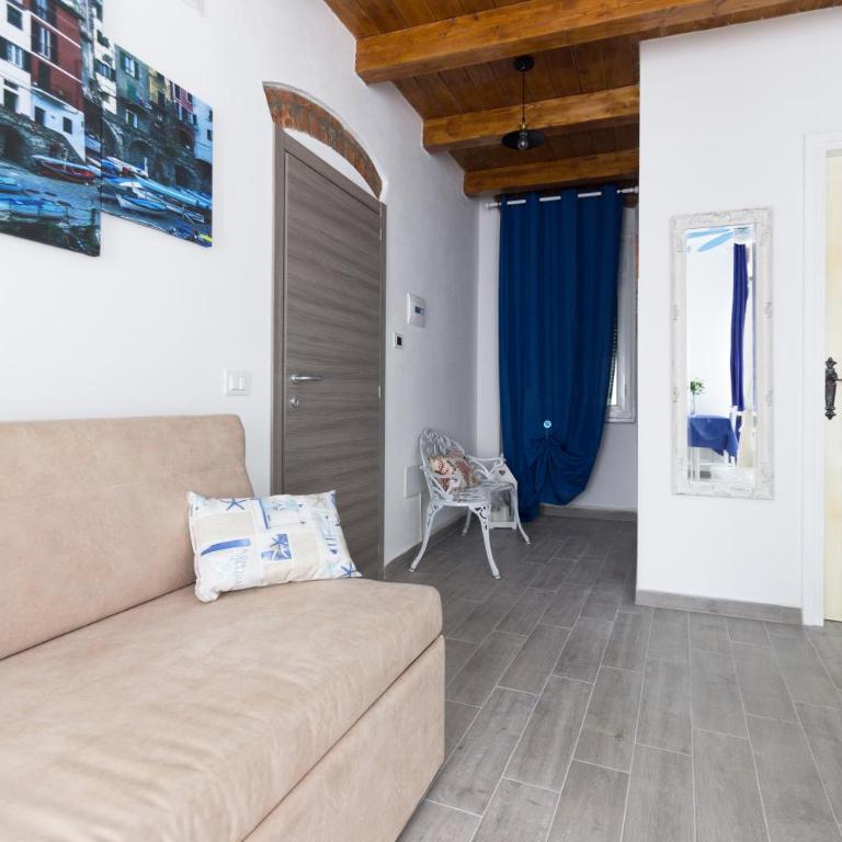 Casato Bapo camera panoramica Aurora - Quadruple Room with Sea View - 1