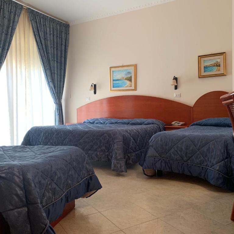 Hotel Mediterraneo - Camera Quadrupla - 4