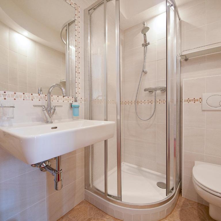 Sagritzerwirt - Dreibettzimmer - 1