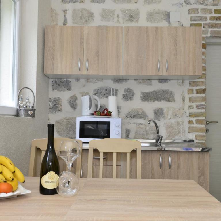 Villa Andrea Apartments with parking - Standard One Bedroom Apartment - 13