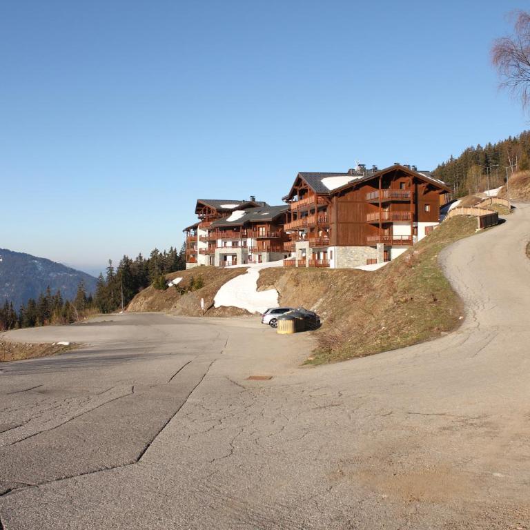 La Perle Des Alpes C2 - Apartment with Mountain View - 14