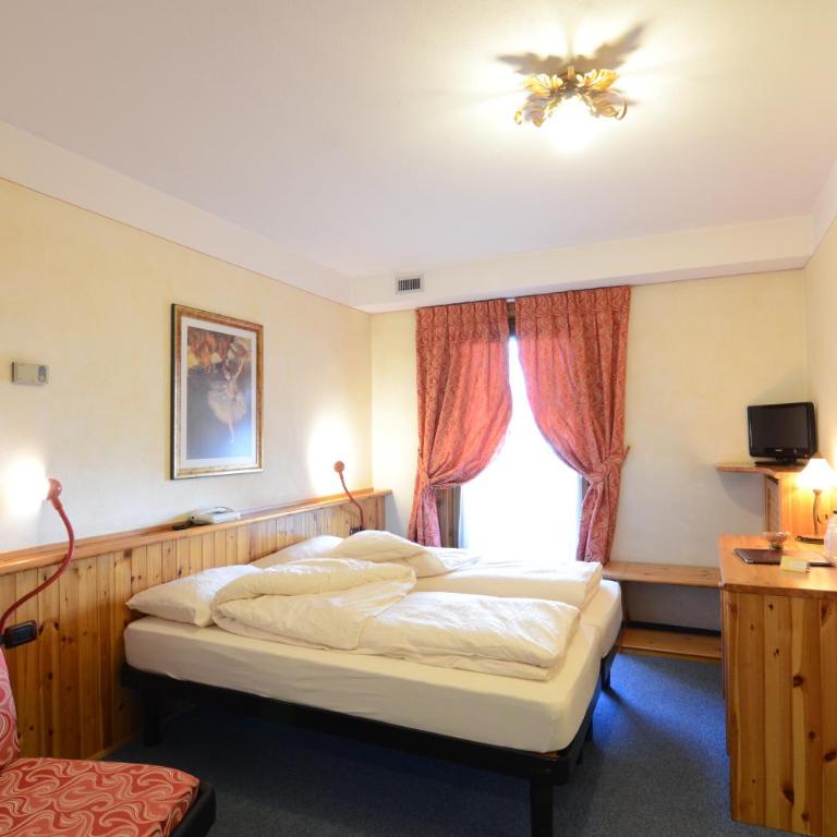 Albergo Alpenrose - Camera Tripla - 2