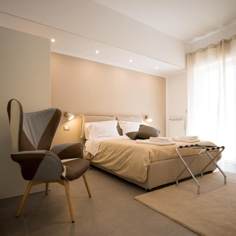 Prometeo rooms - Camera Matrimoniale con Balcone - 5
