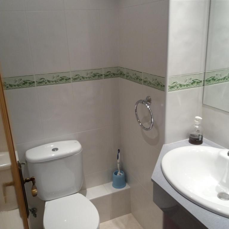 Seimar68 - Three-Bedroom Apartment - 9