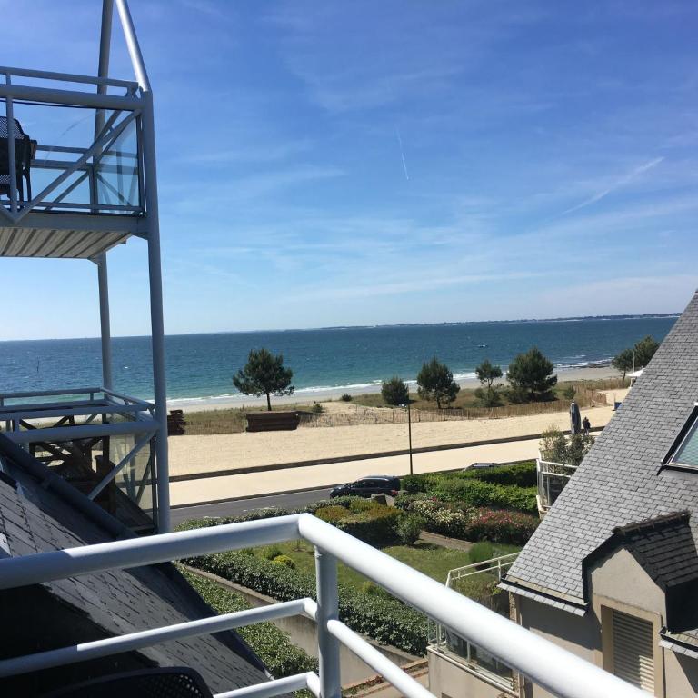 Le Diana Hôtel & Spa - Chambre Double - Vue Partielle sur Mer. - 1