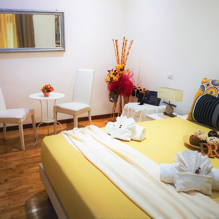Have A Nice Holiday - Luxury Rooms - Camera Tripla Superior - 1
